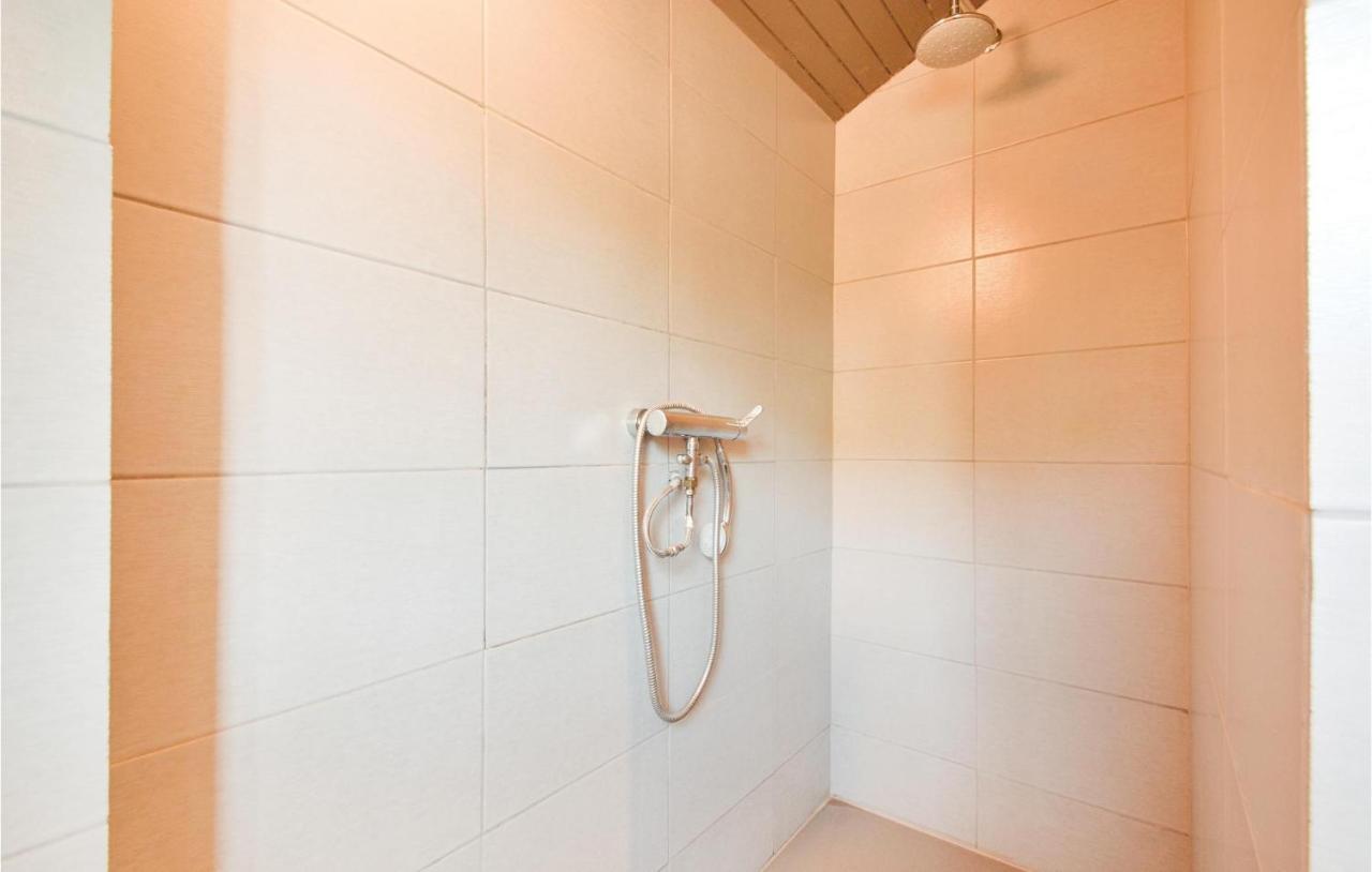 Lovely Home In Charritte De Bas With Wifi מראה חיצוני תמונה