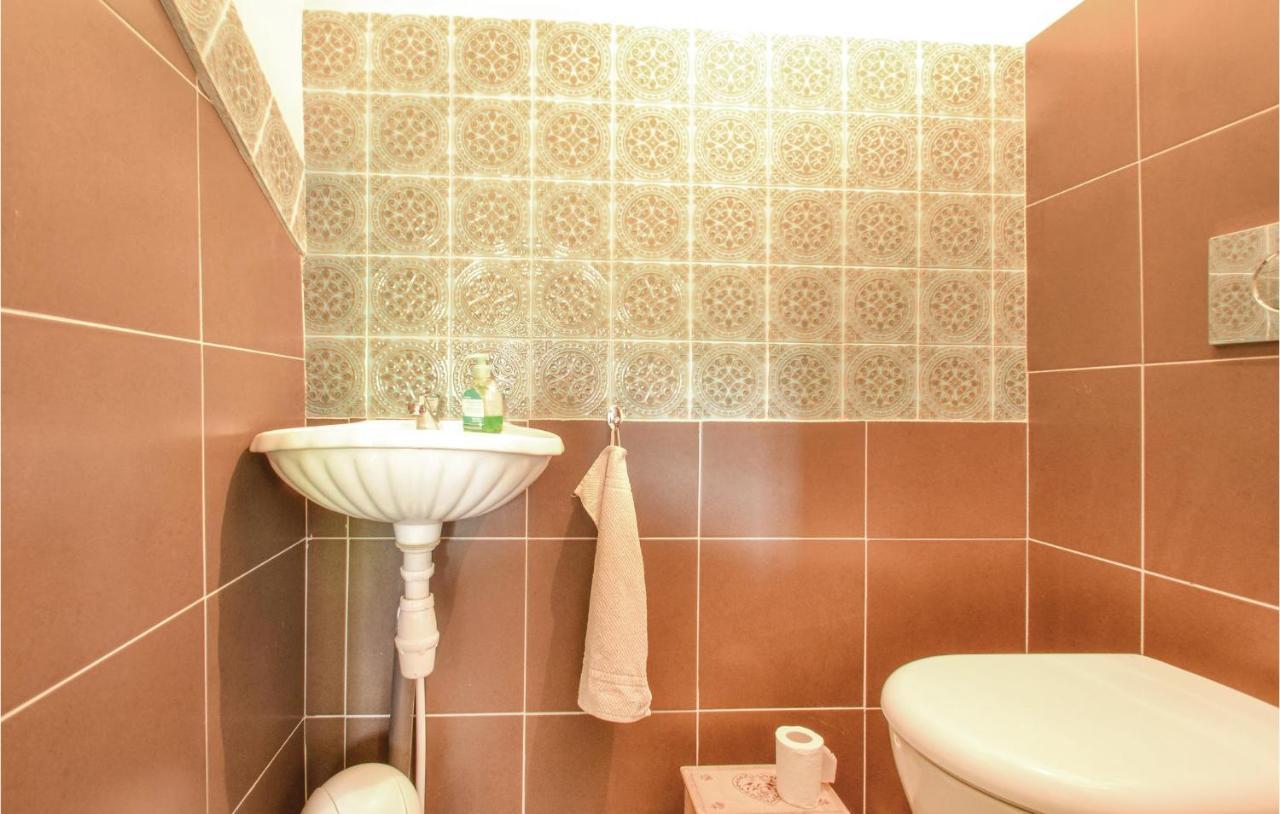 Lovely Home In Charritte De Bas With Wifi מראה חיצוני תמונה